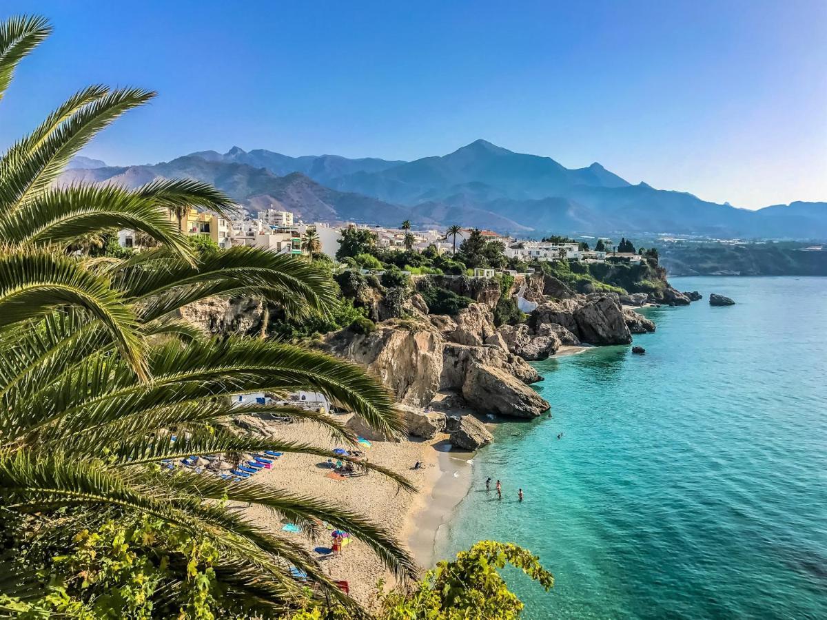 Estudio Brisa En El Centro De Nerja - South Costa Bagian luar foto